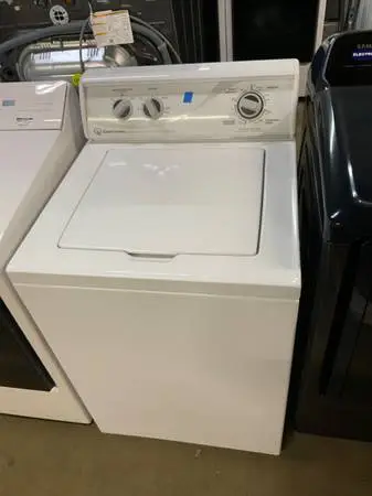 **SPEED QUEEN WHITE TOP LOAD WASHER**ON SALE NOW**