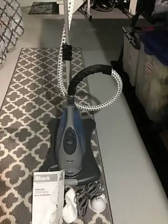 Shark clothing steamer