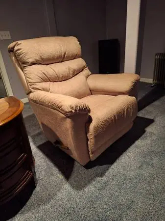Lazy boy Recliner Gold