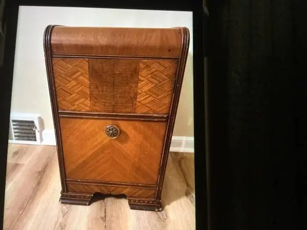 SOLID WOOD TABLE FROM THE 1940’s