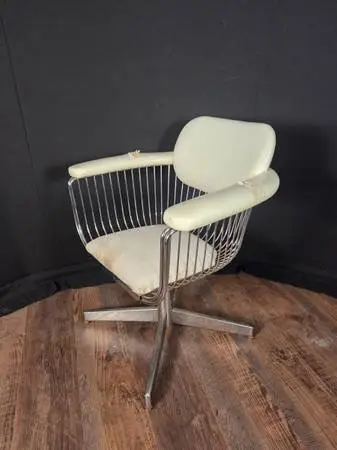 vintage Warren Platner chair, at Yardley Antiques