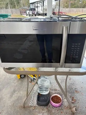 Frigidaire gallery microwave