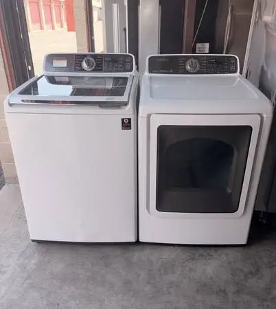 White Samsung Washer And Electric Dryer Matching Set