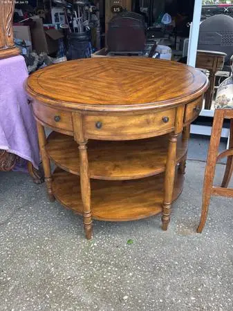 Lexington southern living side table