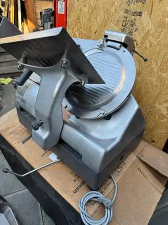 Hobart automatic slicer