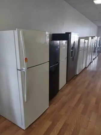 Whirlpool top freezer special