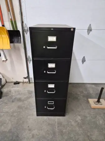 Locking File Cabinet ***DELIVERY AVAILABLE***