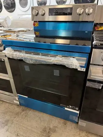 New lg electric range with air fryer/convection 30” inch width