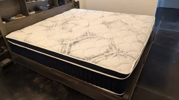 King size mattress like new condition
