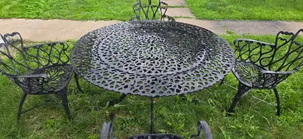 Vintage Mid-Century 53 Ornate Cast Aluminum Table & Chairs.. HEAVY
