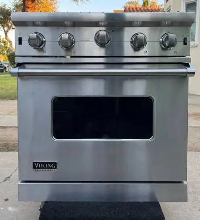 30” VIKING GAS RANGE