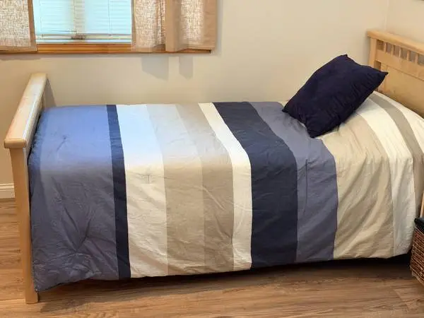 Twin Bed and Dresser Set - Solid Maple Hardwood, Made in USA