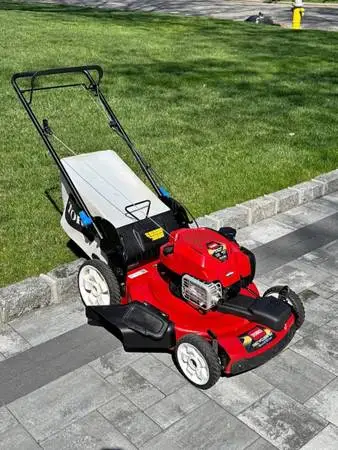 Toro 22 3 in 1 Recycler Lawnmower