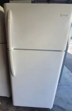 Top freezer refrigerator