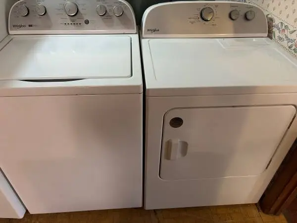 Like New 2in1 agitator washer n new matching electric dryer