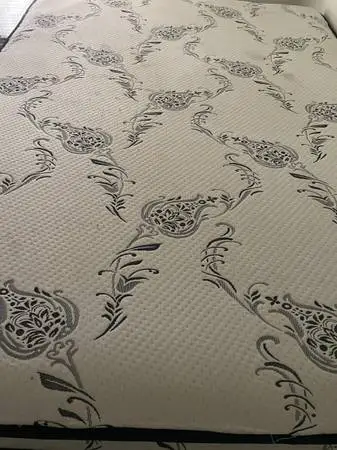 Queen Mattress – Sweet Dreams by Regency