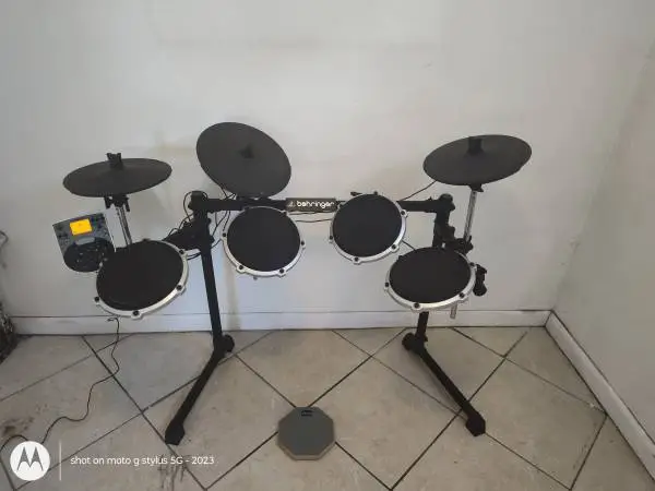 Behringer HDS240USB Electronic Drum Kit