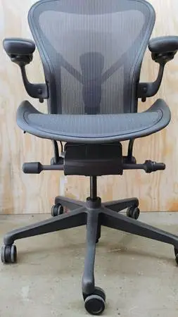 Herman Miller Aeron Remastered Office Chair Sz B Fully Loaded PostureFit SL