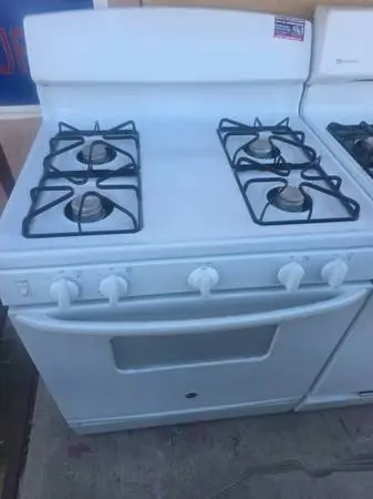 GE PROPANE GAS STOVE