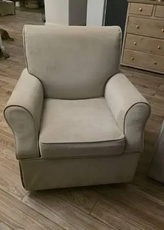 Swivel chair