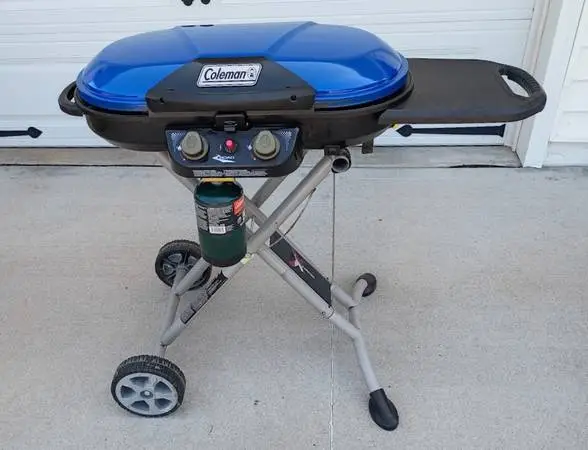 Coleman RoadTrip X-Cursion #9406 Portable Propane Grill w/ Cover - EXC