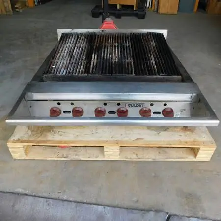 Vulcan Hart VACB36N-21 Char Broiler Countertop Grill 36 Natural Gas