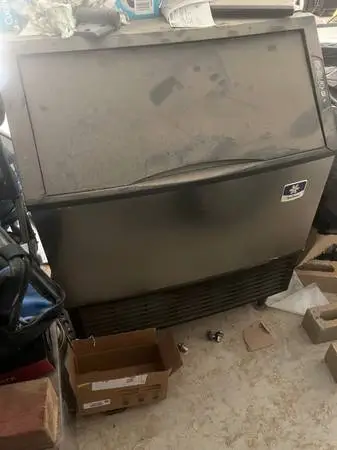 Manitowac Ice Maker