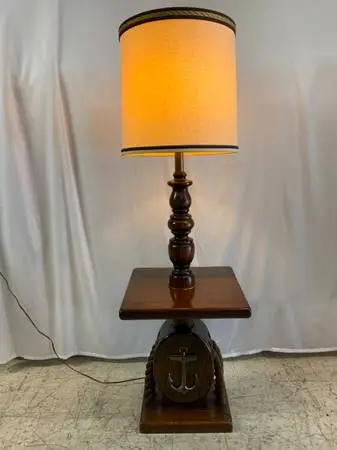 Nautical lamp
