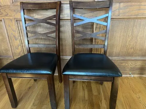 Very Cheap Brand New Beautiful and Elegant Leather Chairs*Great Deal*