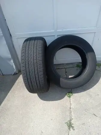 Yokohama Radial Tires 50$ P235/60 R17 103H for pair