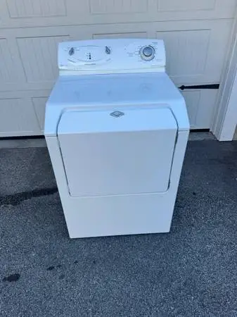 Clean Maytag Heavy-Duty Dryer - IntelliDry Sensor
