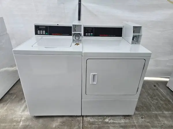 Speed Queen Newest Model Coin Drop Top Load Washer & Gas Dryer set !