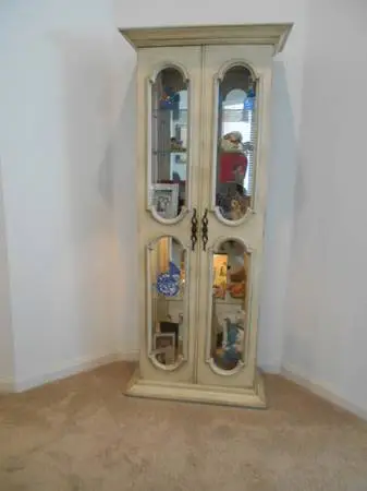 SOLID OAK CURIO CABINET