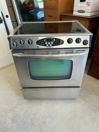 Maytag slide in electric range