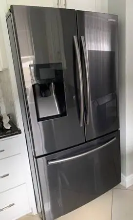 Refrigerator
