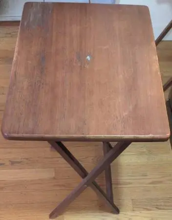 Mainstays Rubberwood Folding Tray Table, Walnut (Fair)