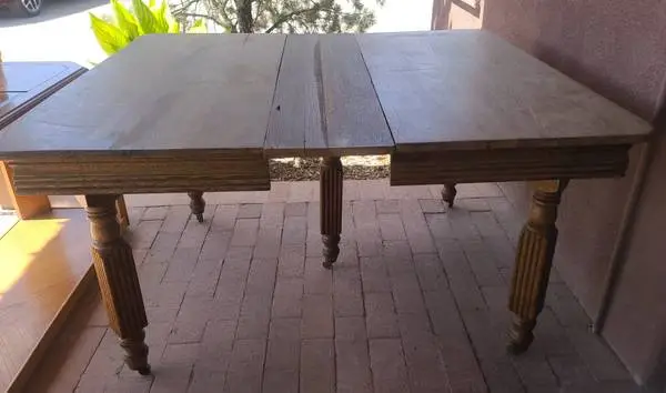 Antique table with leaf