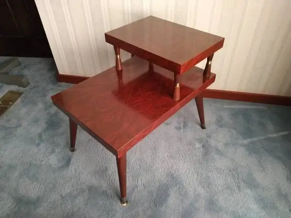 Vintage Step End Table w/Beautiful🌹Rosewood Veneer