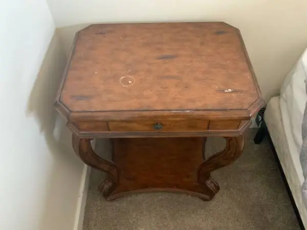 End table