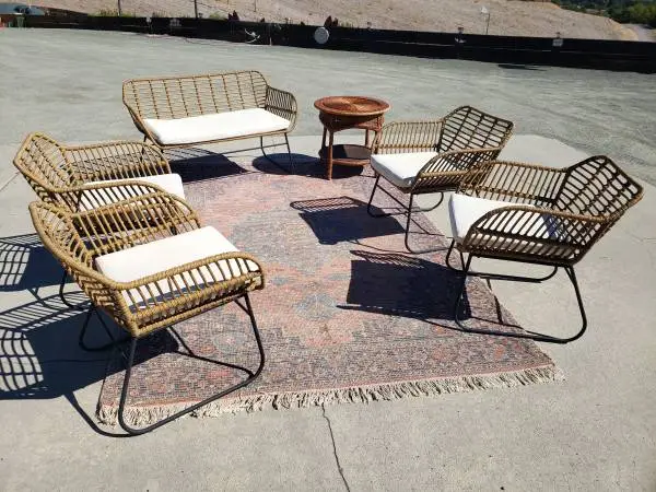 9 Pieces of Patio Set Plus Cushions