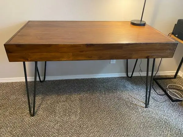 Modern Desk
