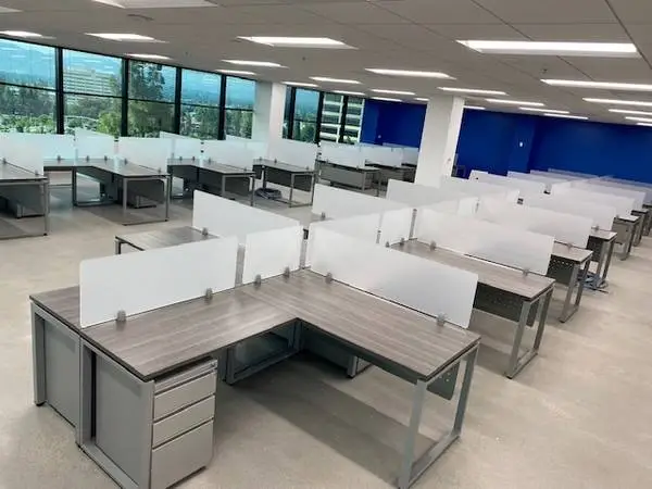 **🏈🏈🏈NEW office furniture, cubicles at 40% off in stock🏈🏈🏈-001