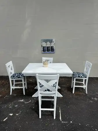 😍 Clean Coastal Luxury Hi Top Table Set 🌊
