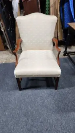 Off-White Patterned Armed Chair