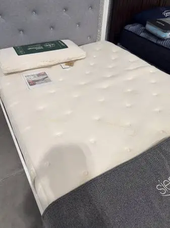 Organa mattress