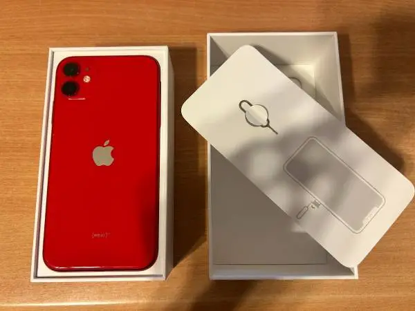 iPhone 11 special Red