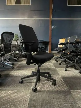 BLACK FABRIC ~~ STEELCASE LEAP V2