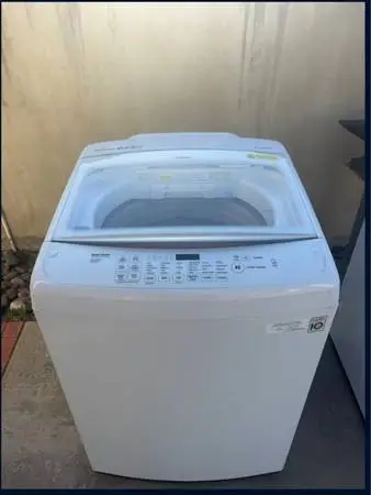 NICE Lg Washer Fullsize  Can Deliver