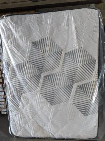 Brand new premium pillowtop mattress (can deliver)