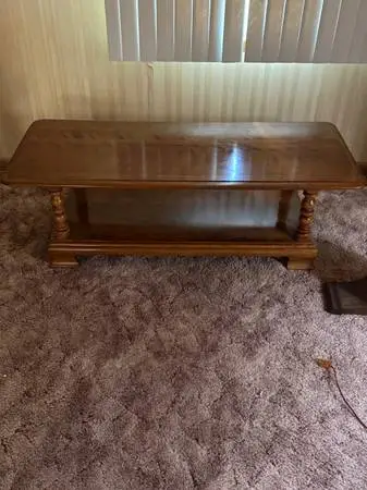 Ethan Allen Heirloom Nutmeg Maple Coffee Table